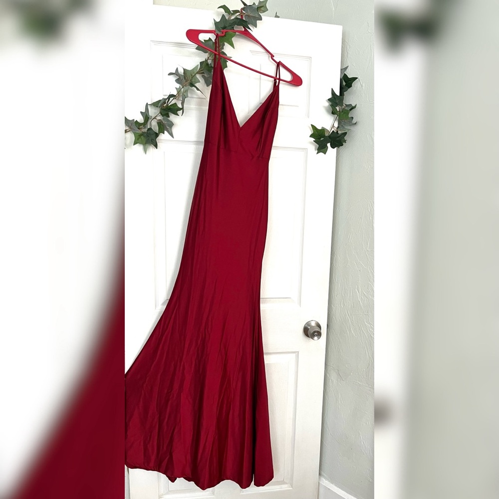 Fashion Nova Size Small Red Evening Gown